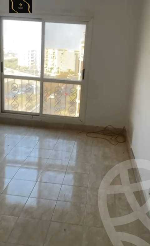 https://aqarmap.com.eg/en/listing/5806234-for-sale-cairo-new-cairo-lrhb-city-mtdd-lrhb-phase-9