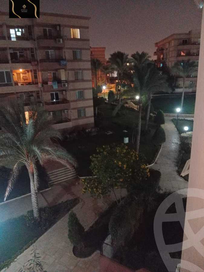 https://aqarmap.com.eg/en/listing/5806377-for-sale-cairo-new-cairo-lrhb-city-phase-4-mohammed-farid-st