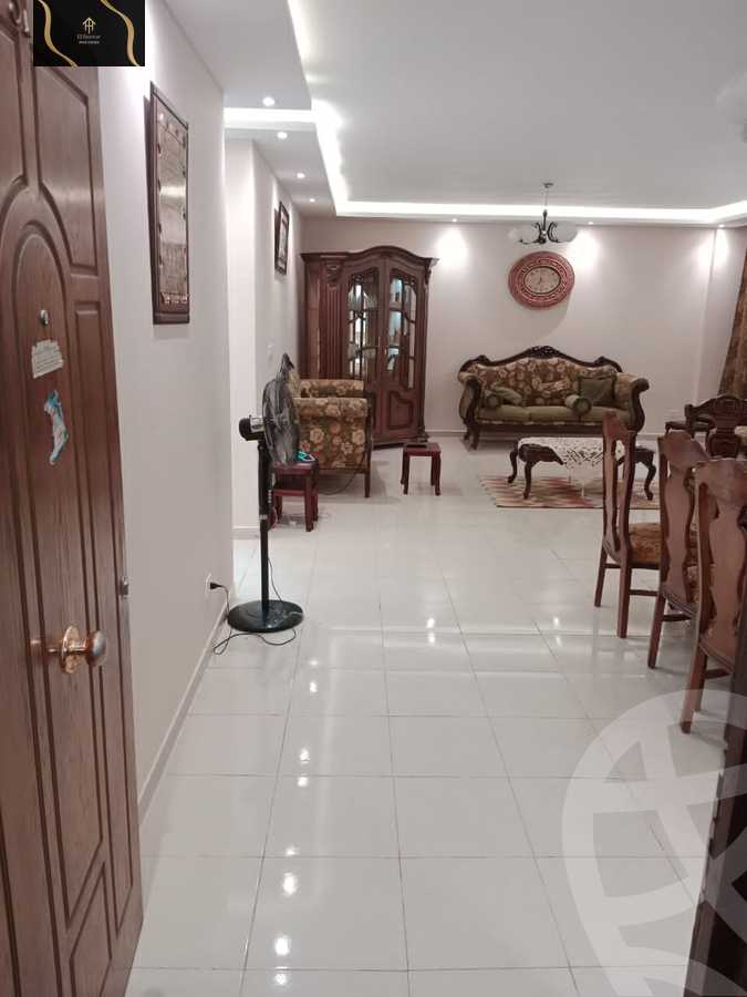 https://aqarmap.com.eg/en/listing/5806377-for-sale-cairo-new-cairo-lrhb-city-phase-4-mohammed-farid-st