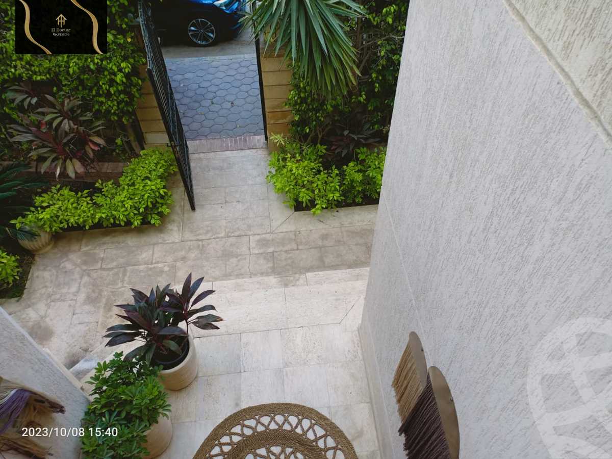 https://aqarmap.com.eg/en/listing/5806384-for-sale-cairo-new-cairo-lrhb-city-phase-5-talaat-mostafa-st