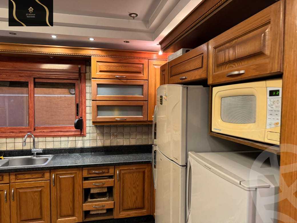 https://aqarmap.com.eg/en/listing/5841446-for-sale-cairo-new-cairo-lrhb-city-phase-1-salah-gahin-st