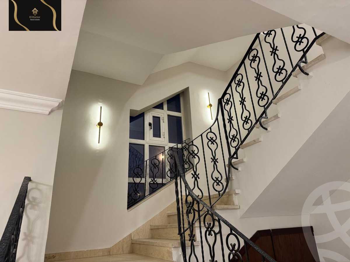 https://aqarmap.com.eg/en/listing/5841506-for-sale-cairo-new-cairo-lrhb-city-phase-4-mohammed-farid-st