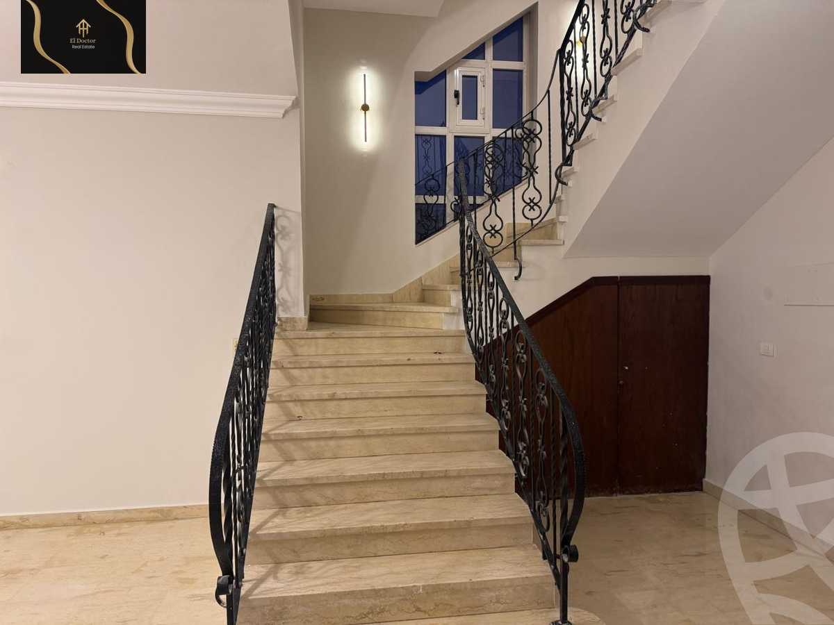 https://aqarmap.com.eg/en/listing/5841506-for-sale-cairo-new-cairo-lrhb-city-phase-4-mohammed-farid-st