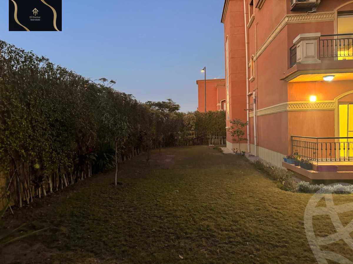 https://aqarmap.com.eg/en/listing/5841506-for-sale-cairo-new-cairo-lrhb-city-phase-4-mohammed-farid-st
