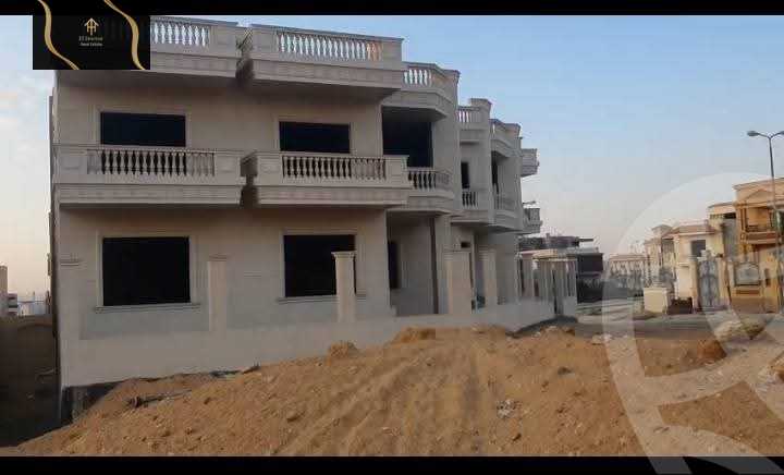 https://aqarmap.com.eg/ar/listing/5845839-for-sale-cairo-el-shorouk-lmntq-lkhms-neighbourhood-1