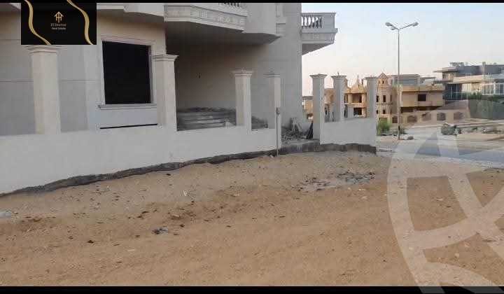 https://aqarmap.com.eg/ar/listing/5845839-for-sale-cairo-el-shorouk-lmntq-lkhms-neighbourhood-1