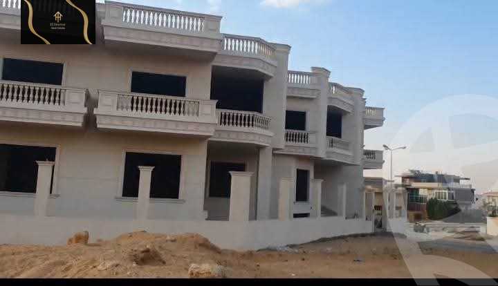 https://aqarmap.com.eg/ar/listing/5845839-for-sale-cairo-el-shorouk-lmntq-lkhms-neighbourhood-1
