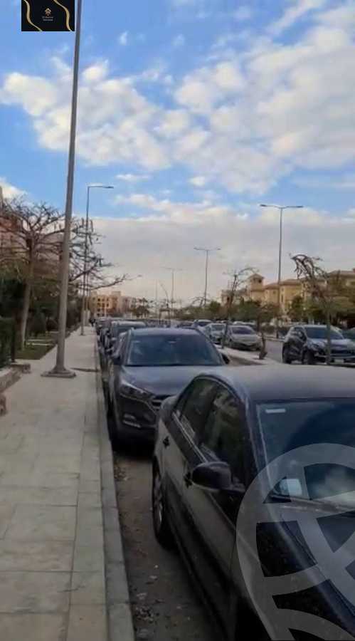 https://aqarmap.com.eg/ar/listing/5850164-for-rent-cairo-new-cairo-lrhb-city-phase-5-talaat-mostafa-st