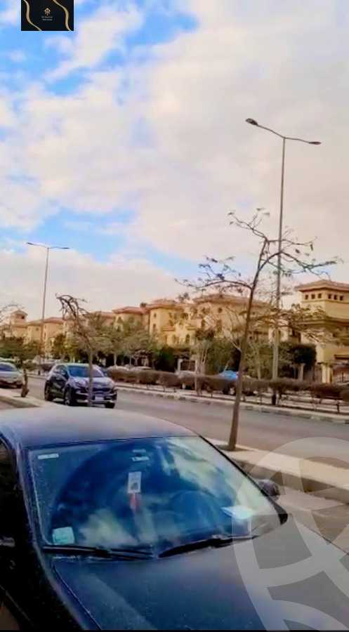 https://aqarmap.com.eg/ar/listing/5850164-for-rent-cairo-new-cairo-lrhb-city-phase-5-talaat-mostafa-st