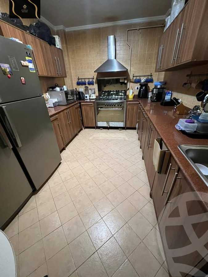 https://aqarmap.com.eg/ar/listing/5850164-for-rent-cairo-new-cairo-lrhb-city-phase-5-talaat-mostafa-st