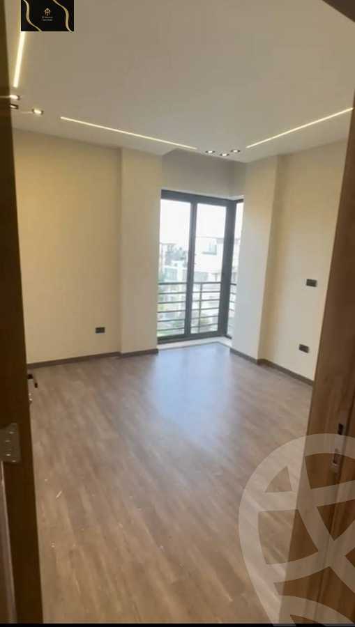 https://aqarmap.com.eg/ar/listing/5870179-for-sale-cairo-new-cairo-madinaty-eighth-zone-buildings-madinaty-b-8