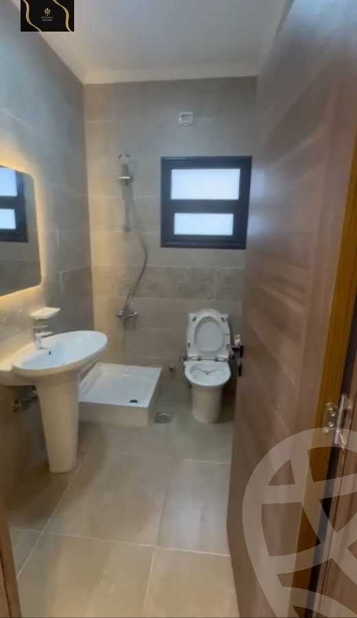 https://aqarmap.com.eg/ar/listing/5870179-for-sale-cairo-new-cairo-madinaty-eighth-zone-buildings-madinaty-b-8
