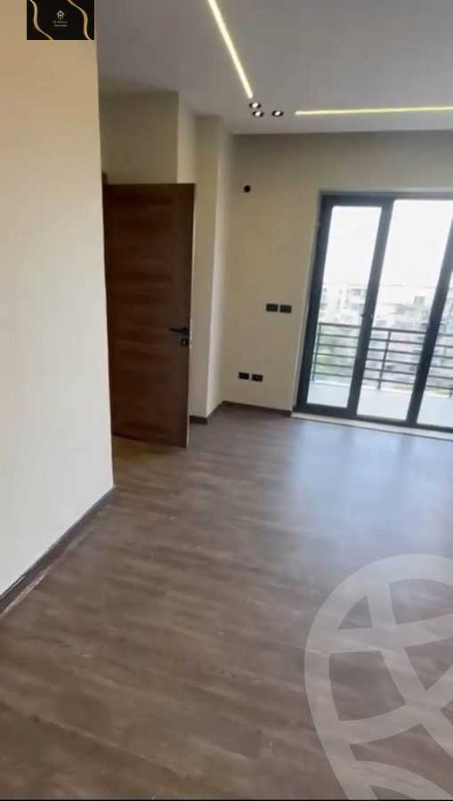 https://aqarmap.com.eg/ar/listing/5870179-for-sale-cairo-new-cairo-madinaty-eighth-zone-buildings-madinaty-b-8