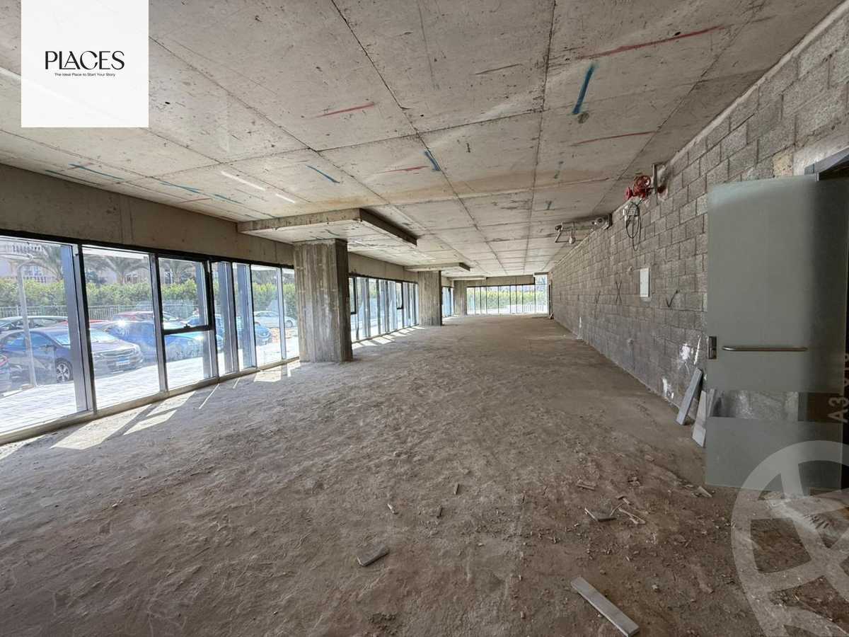 https://aqarmap.com.eg/ar/listing/5566695-for-sale-cairo-new-cairo-compounds-hyde-park