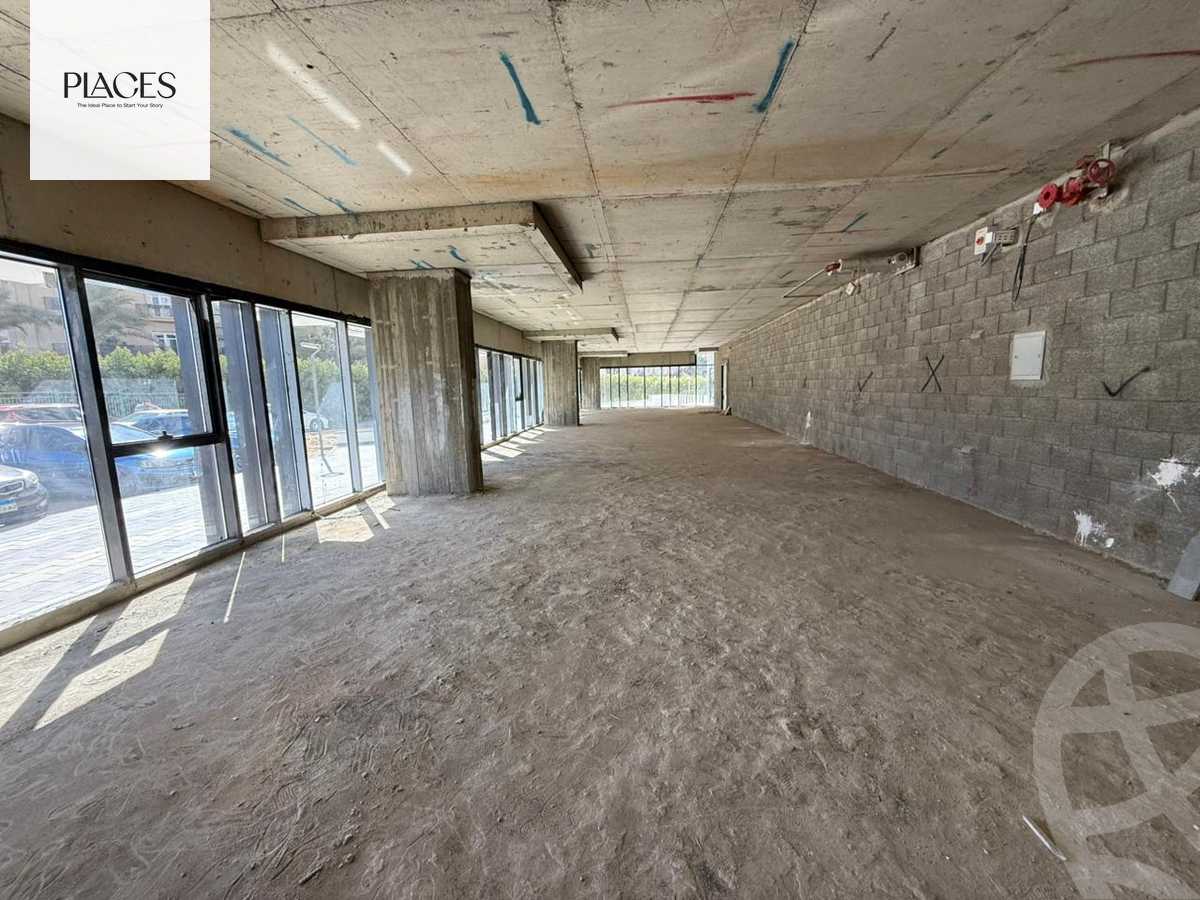 https://aqarmap.com.eg/ar/listing/5566695-for-sale-cairo-new-cairo-compounds-hyde-park