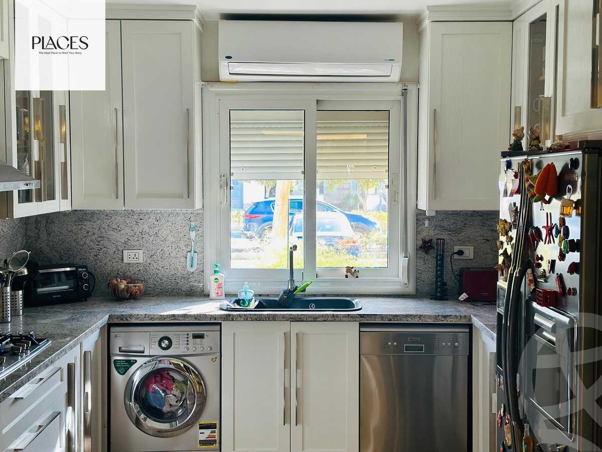 https://aqarmap.com.eg/en/listing/5672622-for-sale-cairo-new-cairo-compounds-mountain-view-hyde-park