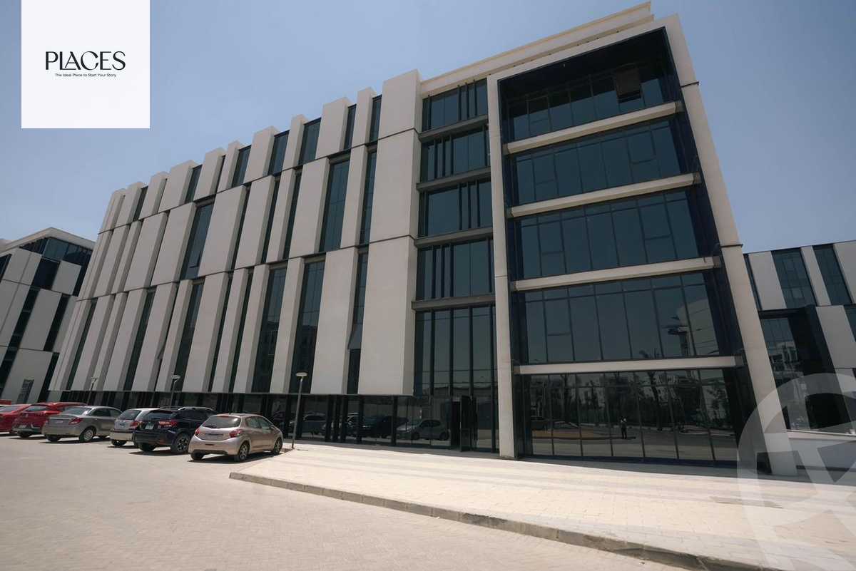 https://aqarmap.com.eg/ar/listing/5714659-for-sale-cairo-new-cairo-compounds-hyde-park-business-district