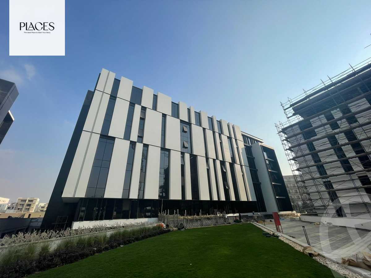 https://aqarmap.com.eg/ar/listing/5714659-for-sale-cairo-new-cairo-compounds-hyde-park-business-district
