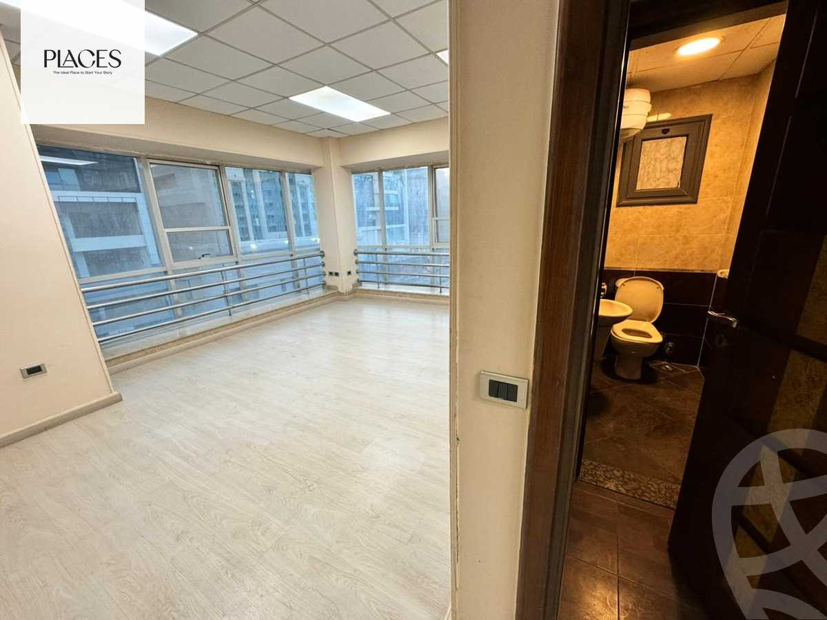 https://aqarmap.com.eg/ar/listing/5772233-for-rent-cairo-new-cairo-90th-street-northern-90th-street