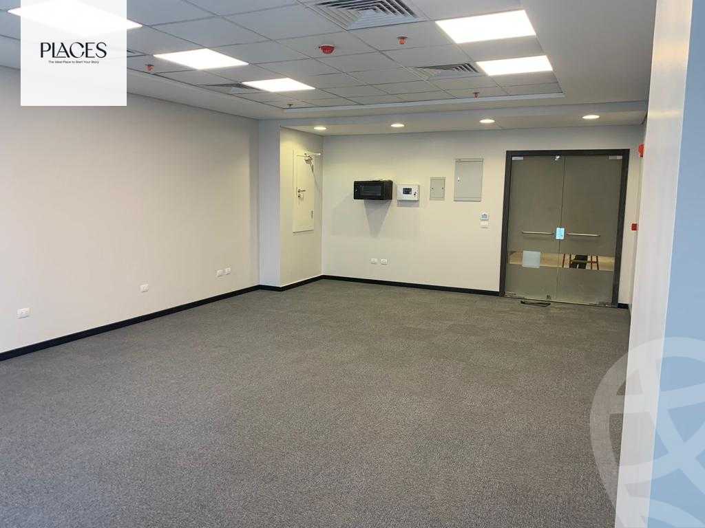 https://aqarmap.com.eg/en/listing/5865480-for-rent-cairo-new-cairo-compounds-mountain-view-hyde-park