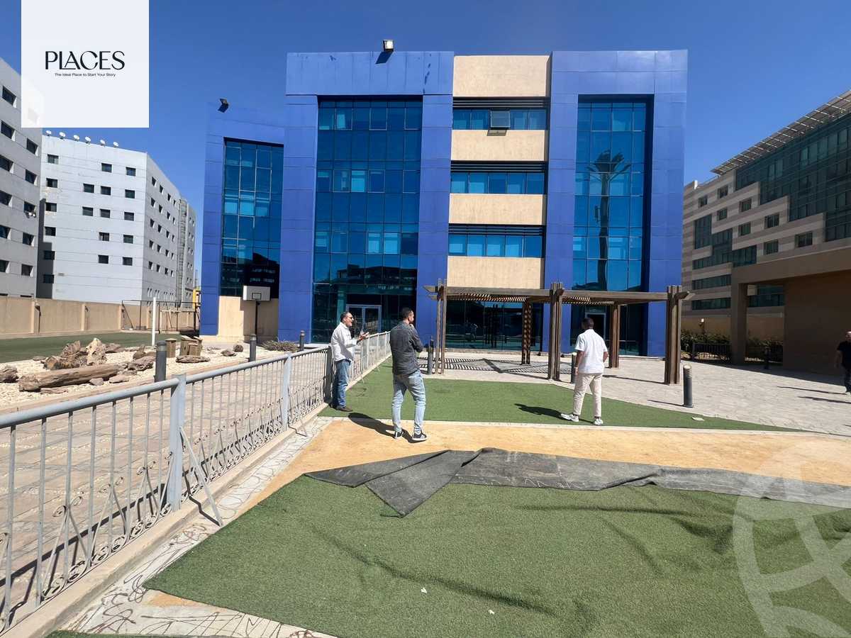 https://aqarmap.com.eg/en/listing/6057432-for-rent-cairo-new-cairo-90th-street-south-teseen-st