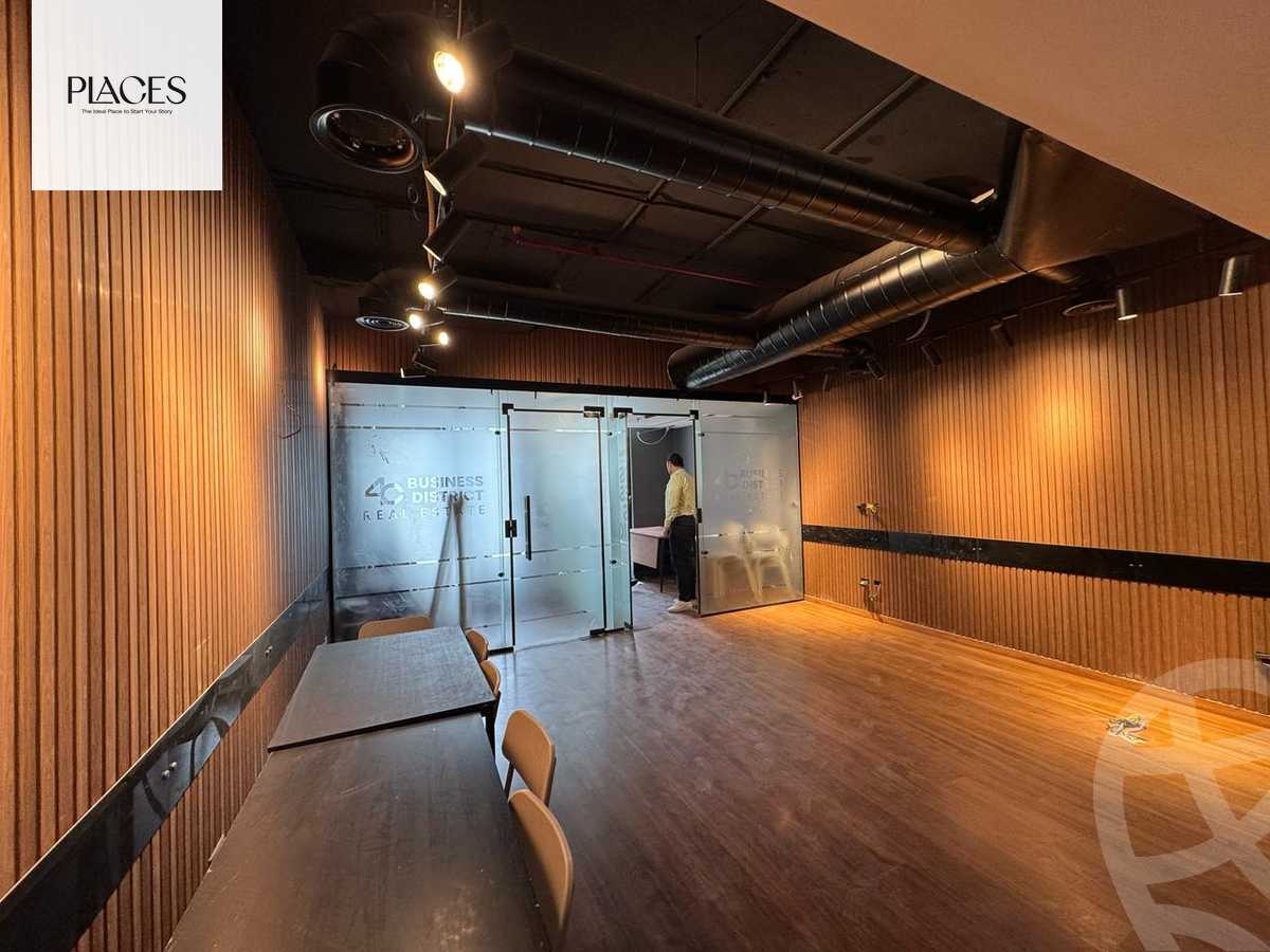https://aqarmap.com.eg/ar/listing/6109069-for-rent-cairo-new-cairo-compounds-hyde-park-centre-ville-hyde-park