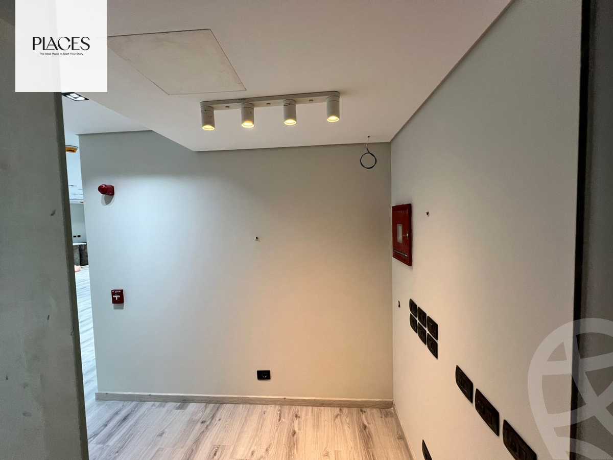 https://aqarmap.com.eg/en/listing/6111992-for-rent-cairo-new-cairo-compounds-hyde-park-business-district