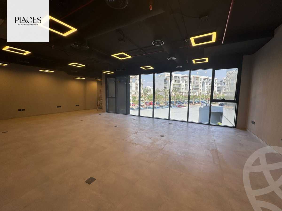 https://aqarmap.com.eg/ar/listing/6525648-for-rent-cairo-new-cairo-compounds-hyde-park-centre-ville-hyde-park