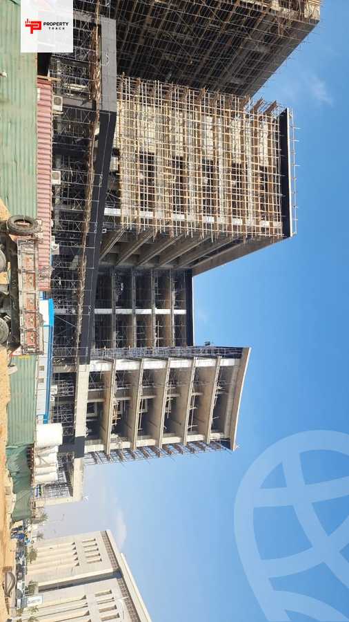 https://aqarmap.com.eg/en/listing/4167720-for-sale-cairo-new-administrative-capital-al-hay-al-maly-mrkyh-mwl