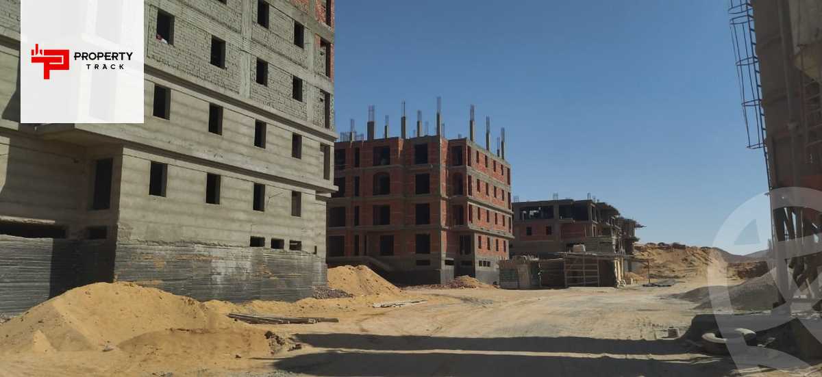 https://aqarmap.com.eg/ar/listing/3782796-for-sale-cairo-new-cairo-ltjm-lkhms-90th-street-south-teseen-st
