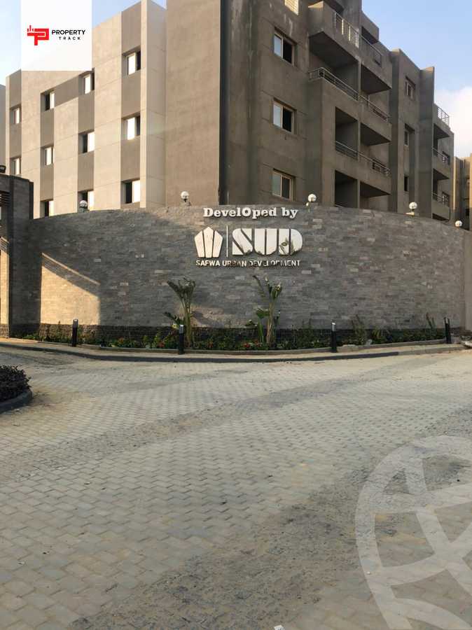 https://aqarmap.com.eg/ar/listing/3856505-for-sale-cairo-al-oubour-compounds-hy-syty