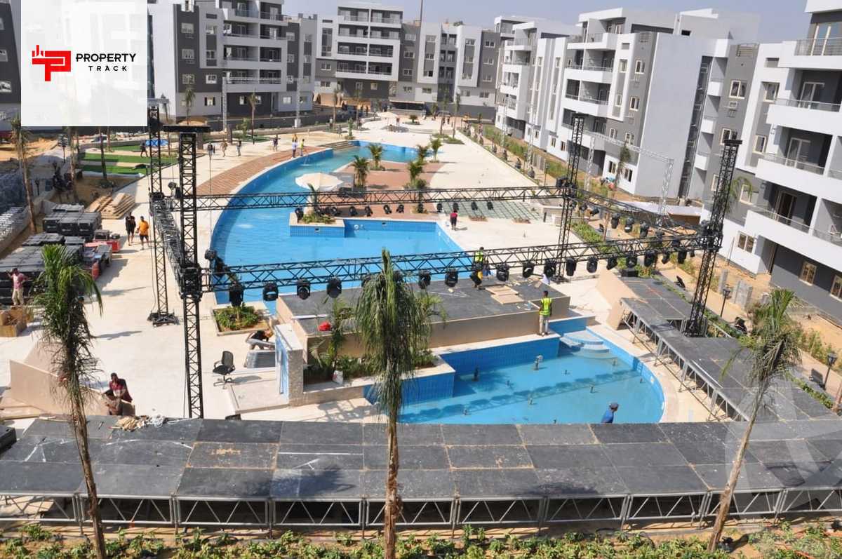 https://aqarmap.com.eg/ar/listing/3856505-for-sale-cairo-al-oubour-compounds-hy-syty