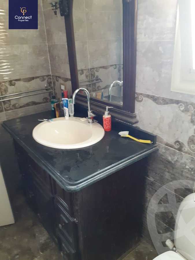 https://aqarmap.com.eg/en/listing/5442795-for-sale-cairo-new-cairo-compounds-moon-valley-2