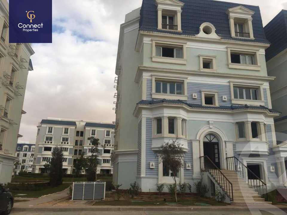 https://aqarmap.com.eg/ar/listing/5465368-for-sale-cairo-new-cairo-compounds-mountain-view-hyde-park