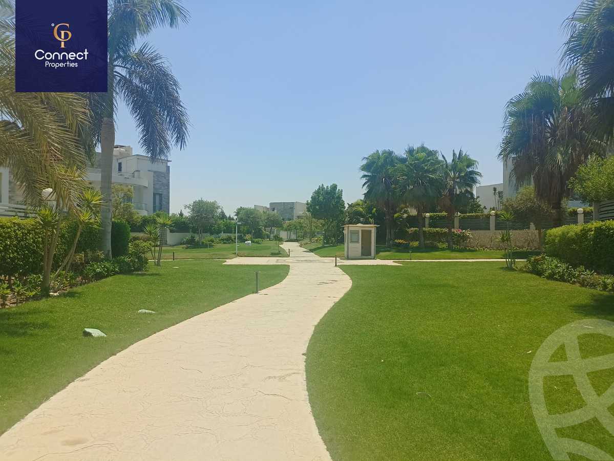 https://aqarmap.com.eg/en/listing/5491848-for-sale-cairo-6th-of-october-compounds-cleopatra-square