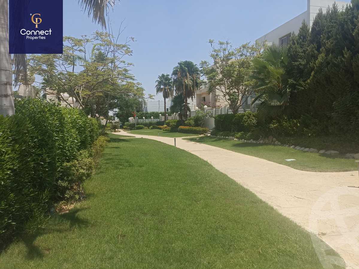 https://aqarmap.com.eg/en/listing/5491848-for-sale-cairo-6th-of-october-compounds-cleopatra-square