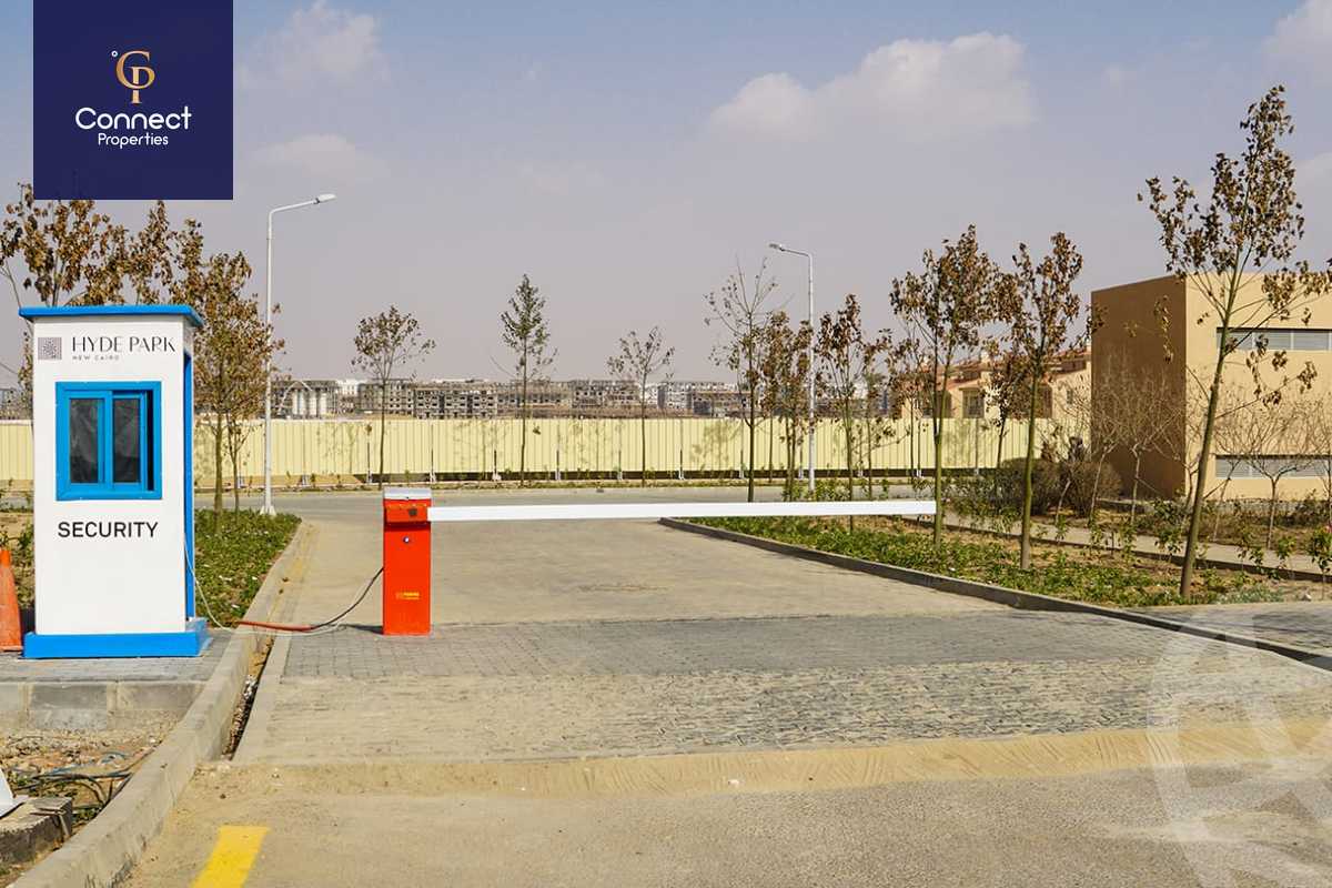 https://aqarmap.com.eg/en/listing/5545940-for-sale-cairo-new-cairo-compounds-hyde-park-parkway-hyde-park-compound