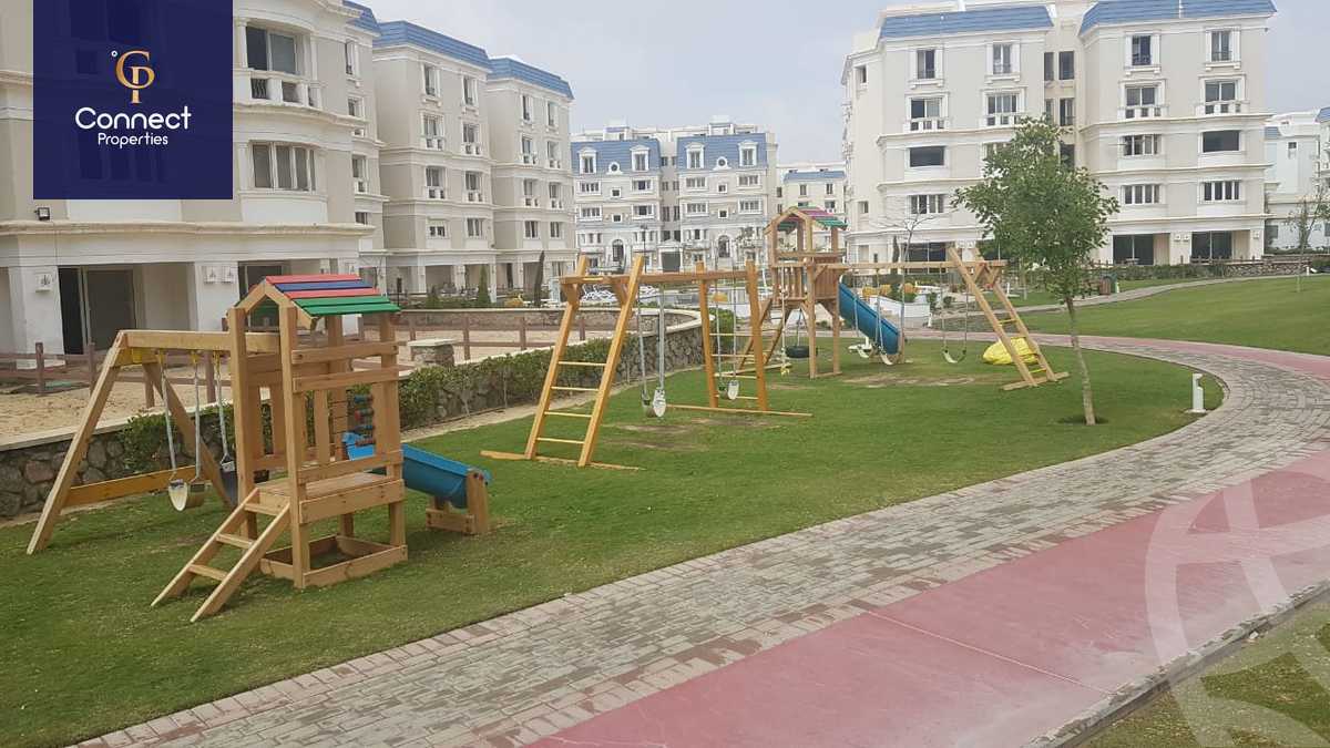 https://aqarmap.com.eg/ar/listing/5546784-for-sale-cairo-new-cairo-compounds-mountain-view-hyde-park