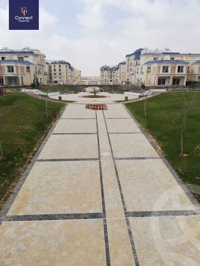 https://aqarmap.com.eg/ar/listing/5546784-for-sale-cairo-new-cairo-compounds-mountain-view-hyde-park