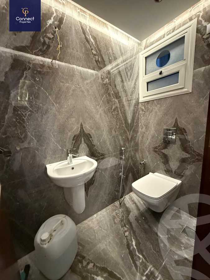https://aqarmap.com.eg/en/listing/5593542-for-sale-cairo-new-cairo-compounds-mwrd-fq-llttwyr