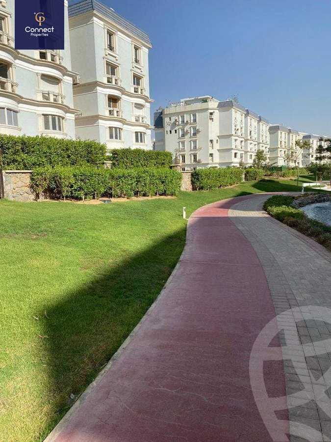 https://aqarmap.com.eg/en/listing/5600702-for-sale-cairo-new-cairo-compounds-mountain-view-hyde-park