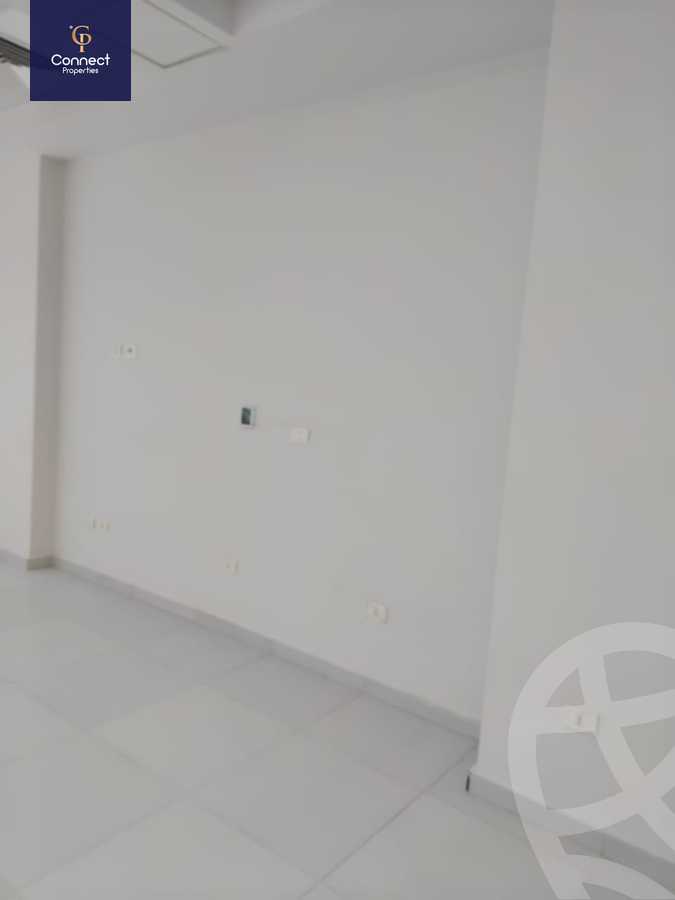 https://aqarmap.com.eg/en/listing/5639036-for-sale-cairo-new-cairo-compounds-bznys-bls-ktlyst-llttwyr