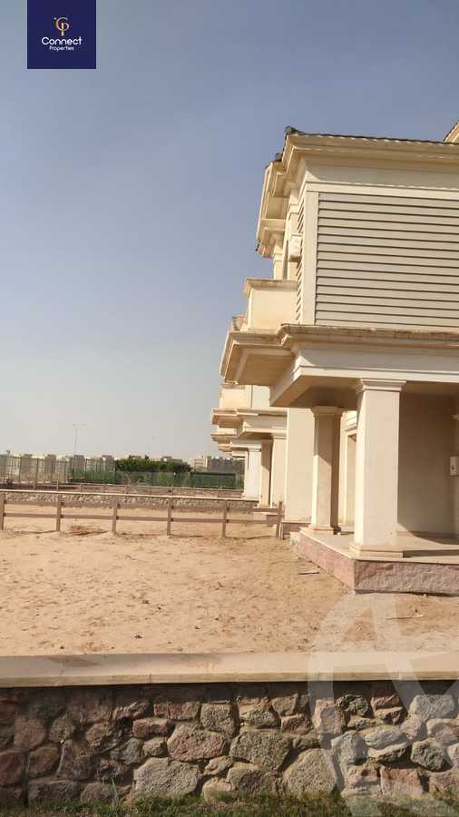 https://aqarmap.com.eg/ar/listing/5662539-for-sale-cairo-new-cairo-compounds-mountain-view-hyde-park