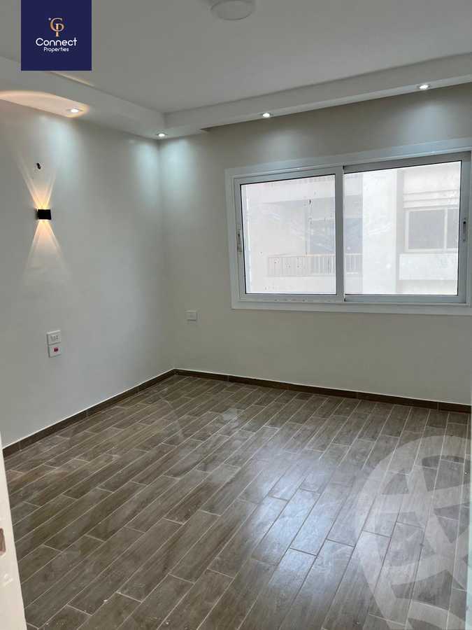 https://aqarmap.com.eg/en/listing/5684985-for-sale-cairo-new-cairo-compounds-hyde-park-centre-ville-hyde-park