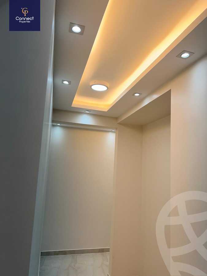 https://aqarmap.com.eg/en/listing/5684985-for-sale-cairo-new-cairo-compounds-hyde-park-centre-ville-hyde-park