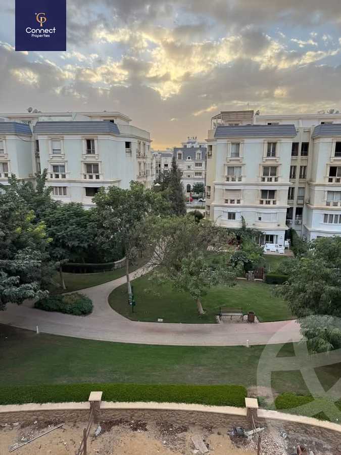 https://aqarmap.com.eg/en/listing/5704300-for-sale-cairo-new-cairo-compounds-mountain-view-hyde-park