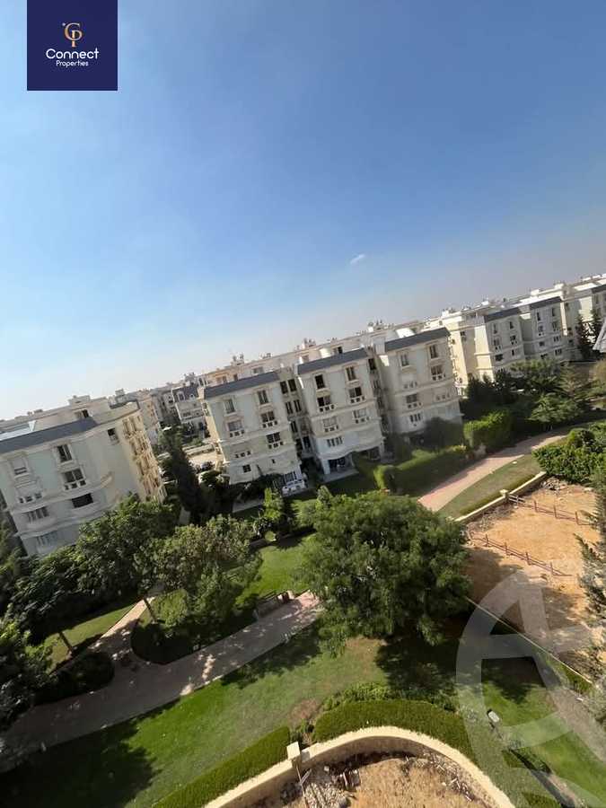 https://aqarmap.com.eg/en/listing/5704300-for-sale-cairo-new-cairo-compounds-mountain-view-hyde-park