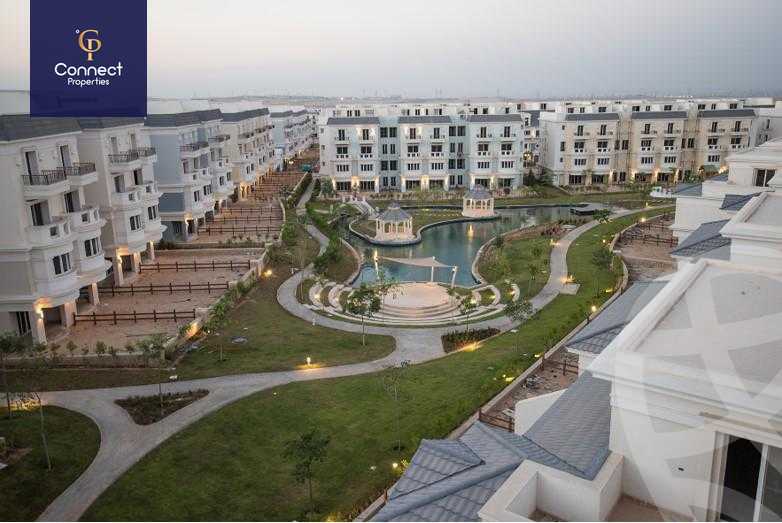 https://aqarmap.com.eg/en/listing/5723888-for-sale-cairo-new-cairo-compounds-mountain-view-hyde-park