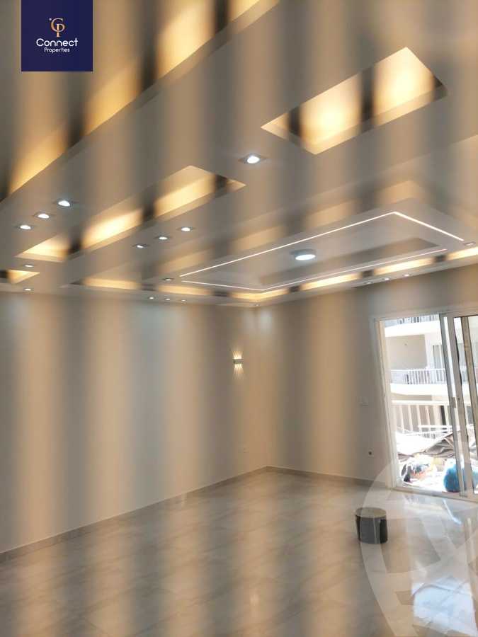 https://aqarmap.com.eg/en/listing/5726428-for-sale-cairo-new-cairo-compounds-hyde-park-centre-ville-hyde-park