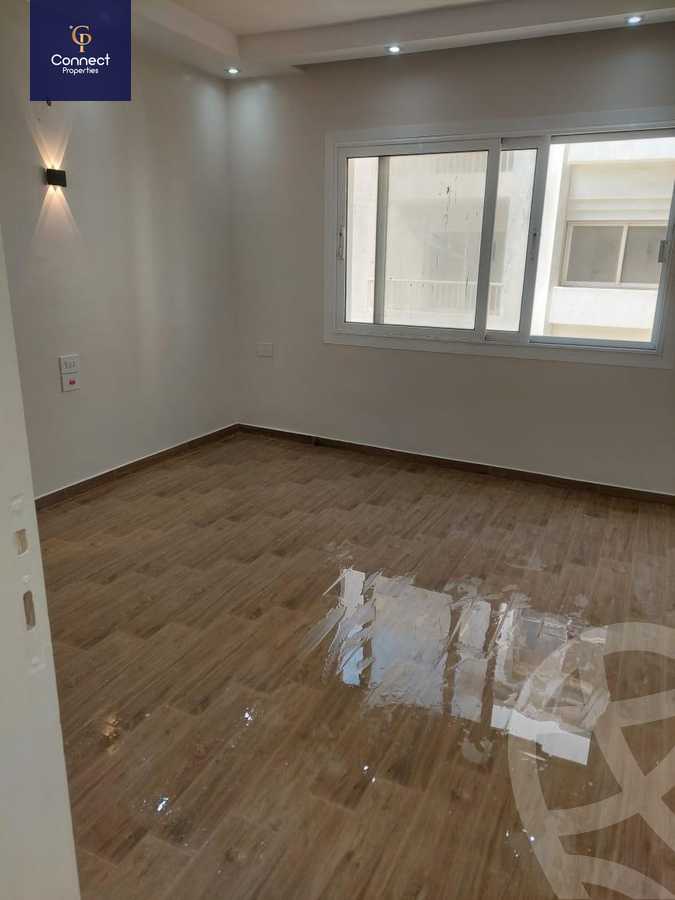 https://aqarmap.com.eg/en/listing/5726428-for-sale-cairo-new-cairo-compounds-hyde-park-centre-ville-hyde-park
